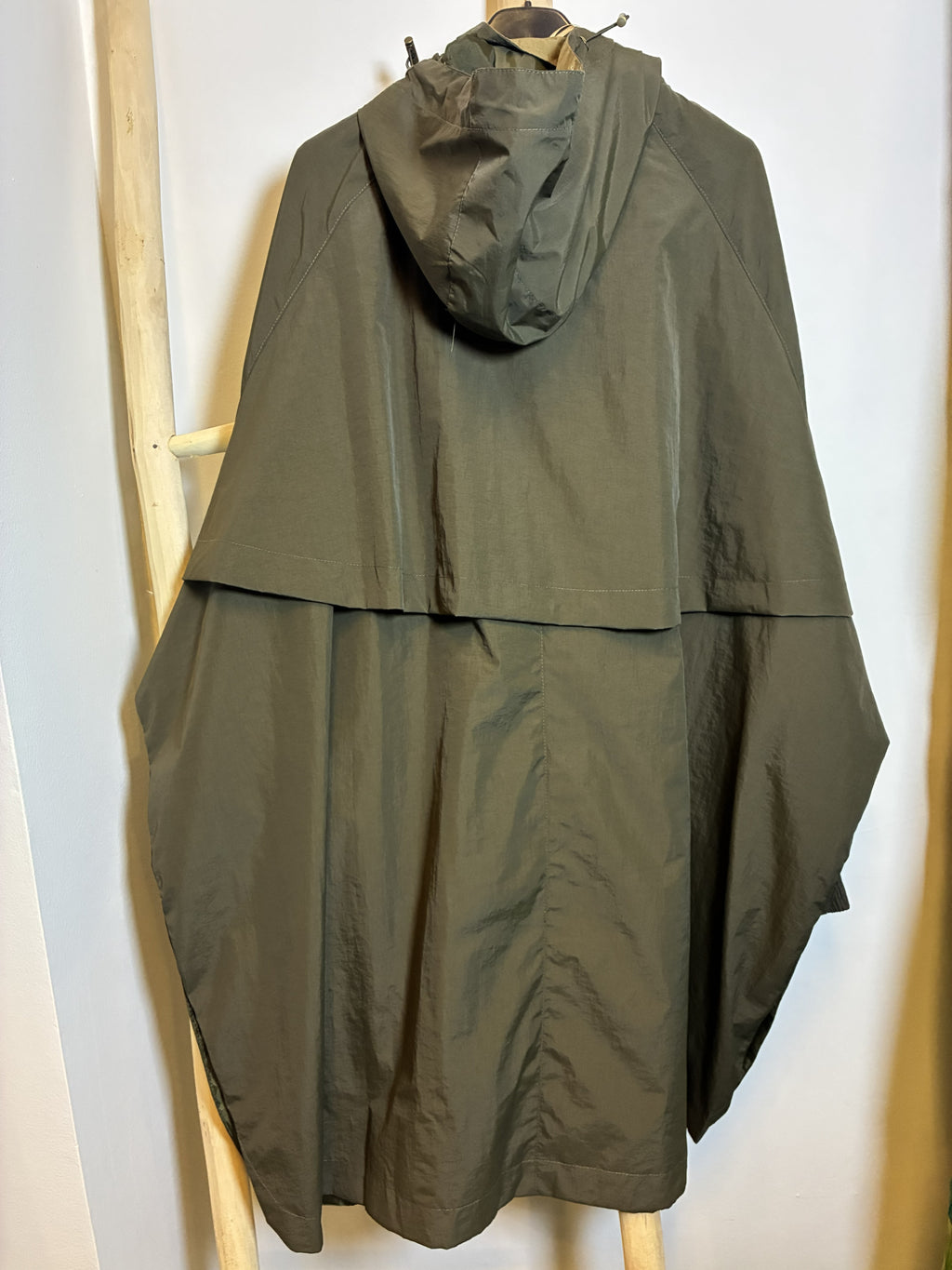 Chubasquero Oversize Boho Kaki