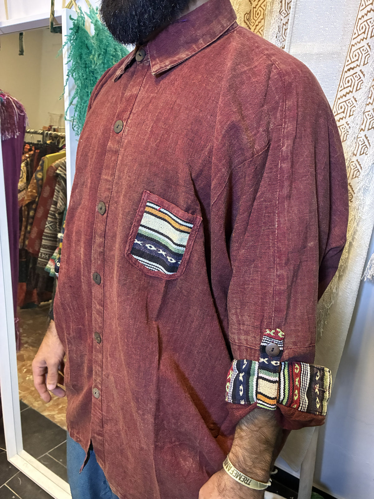Camisa Oversize Étnica con Detalles