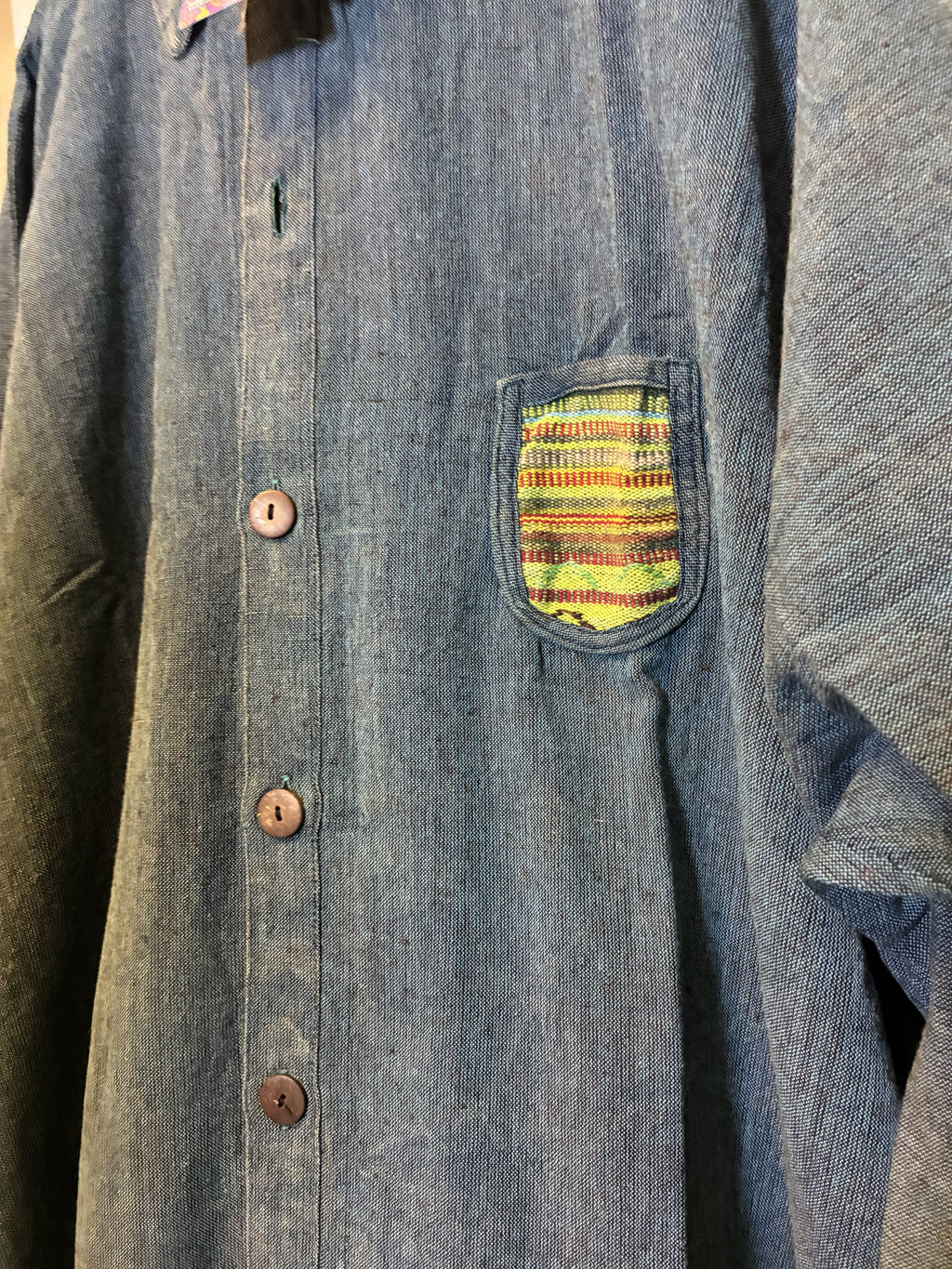 Camisa Oversize Étnica con Detalles