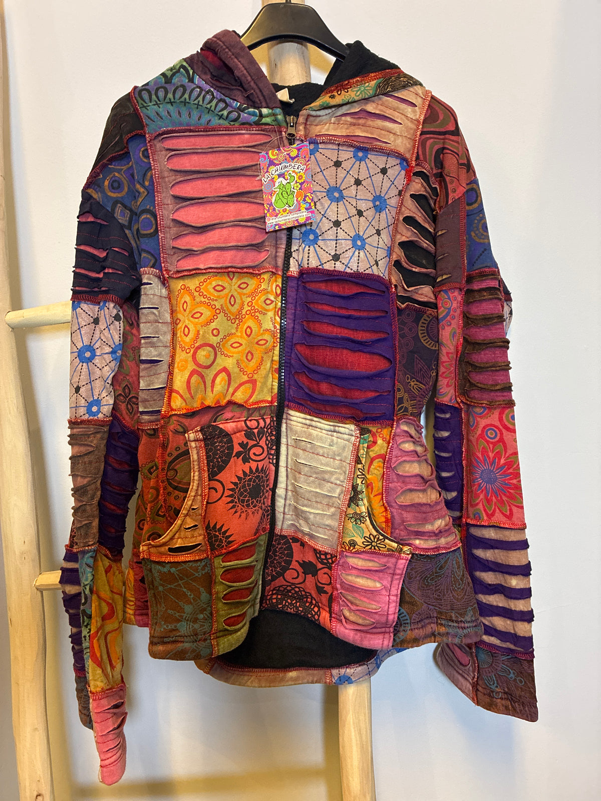 Chaqueta Patchwork Festival con Capucha