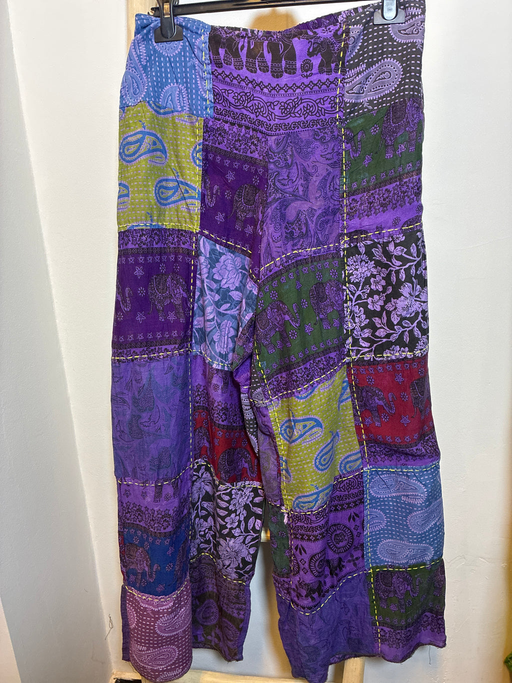 Pantalón Patchwork Morado Kantha
