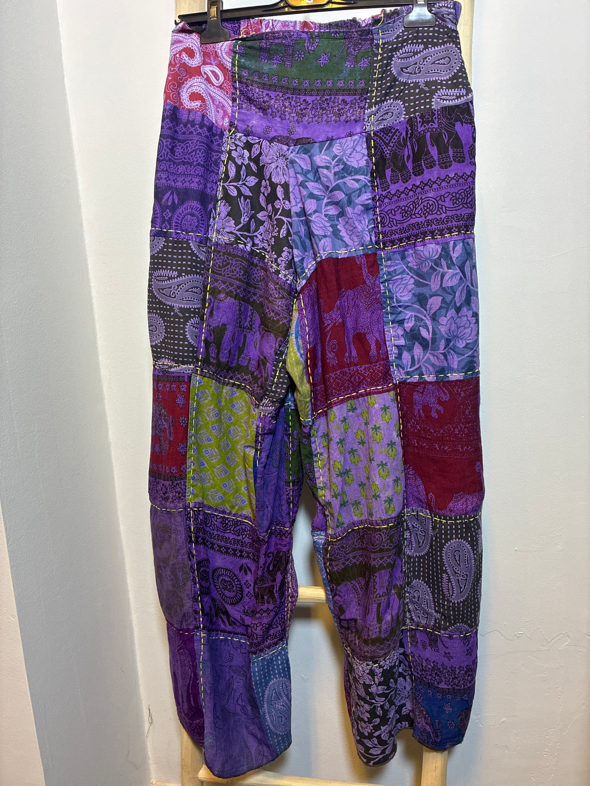 Pantalón Patchwork Morado Kantha