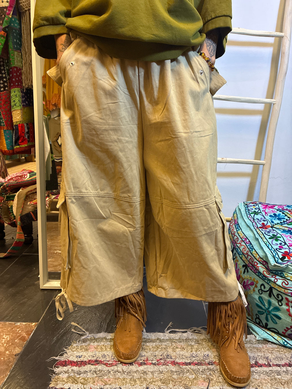 Pantalón ancho