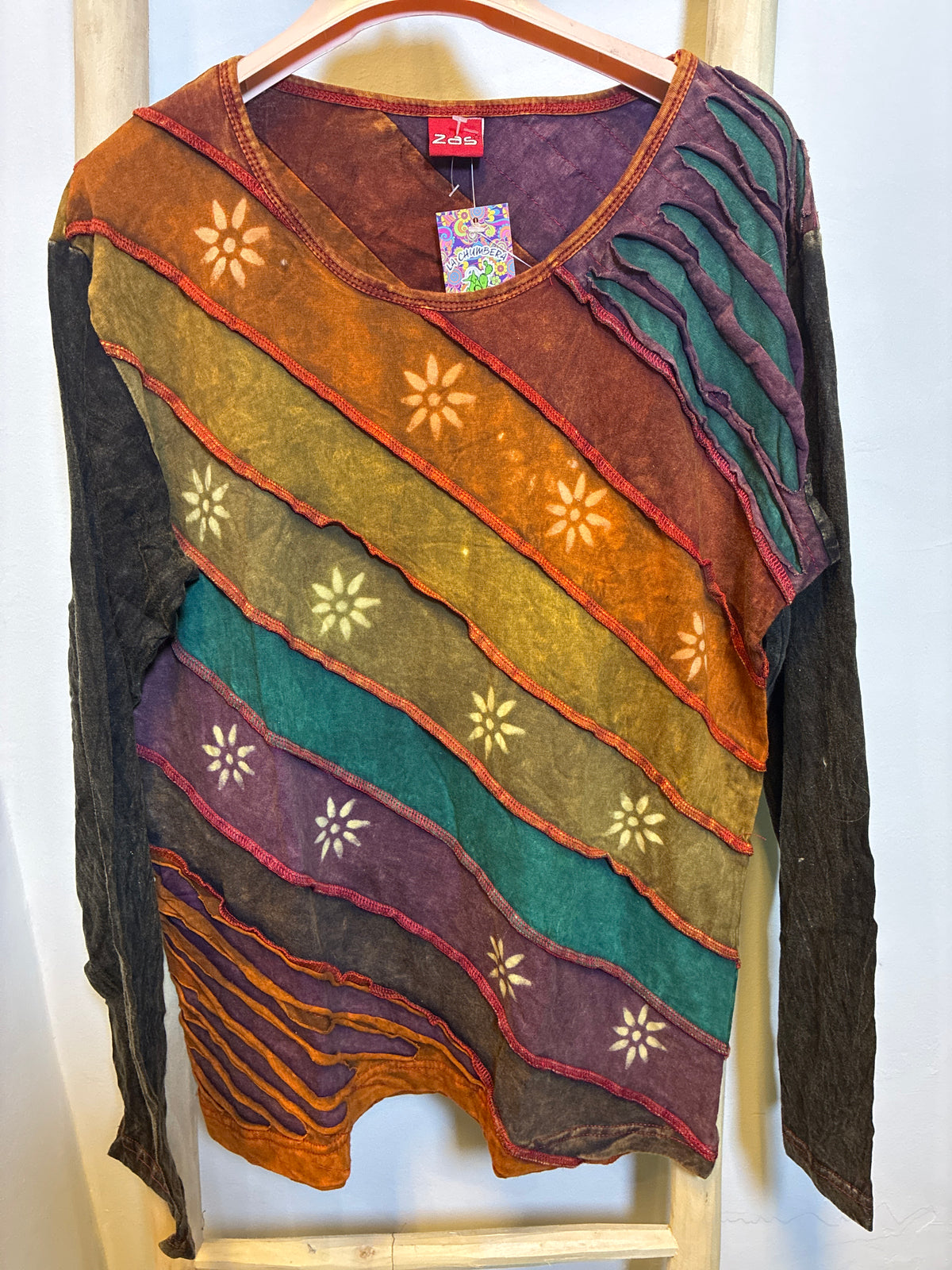 Camiseta asimétrica Tierra