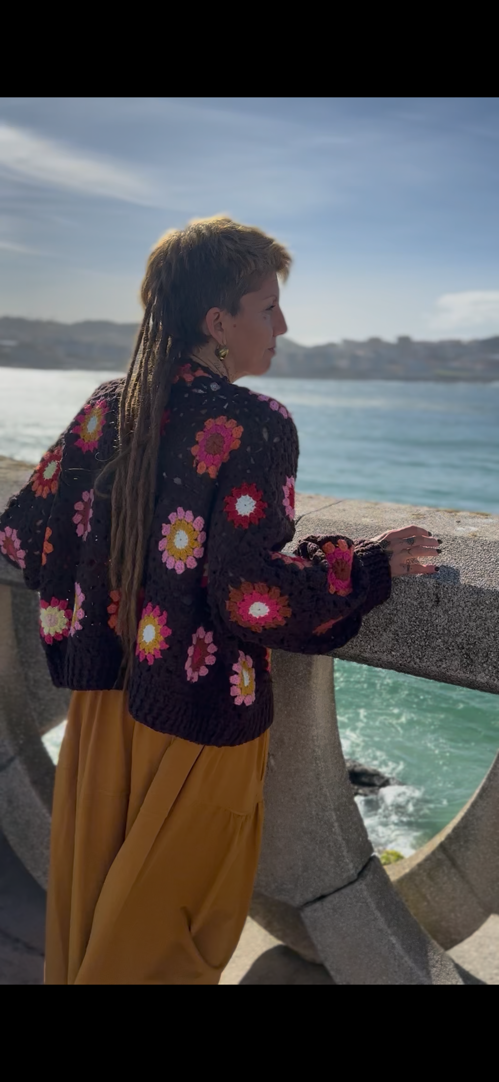 Chaqueta Crochet Flores Retro
