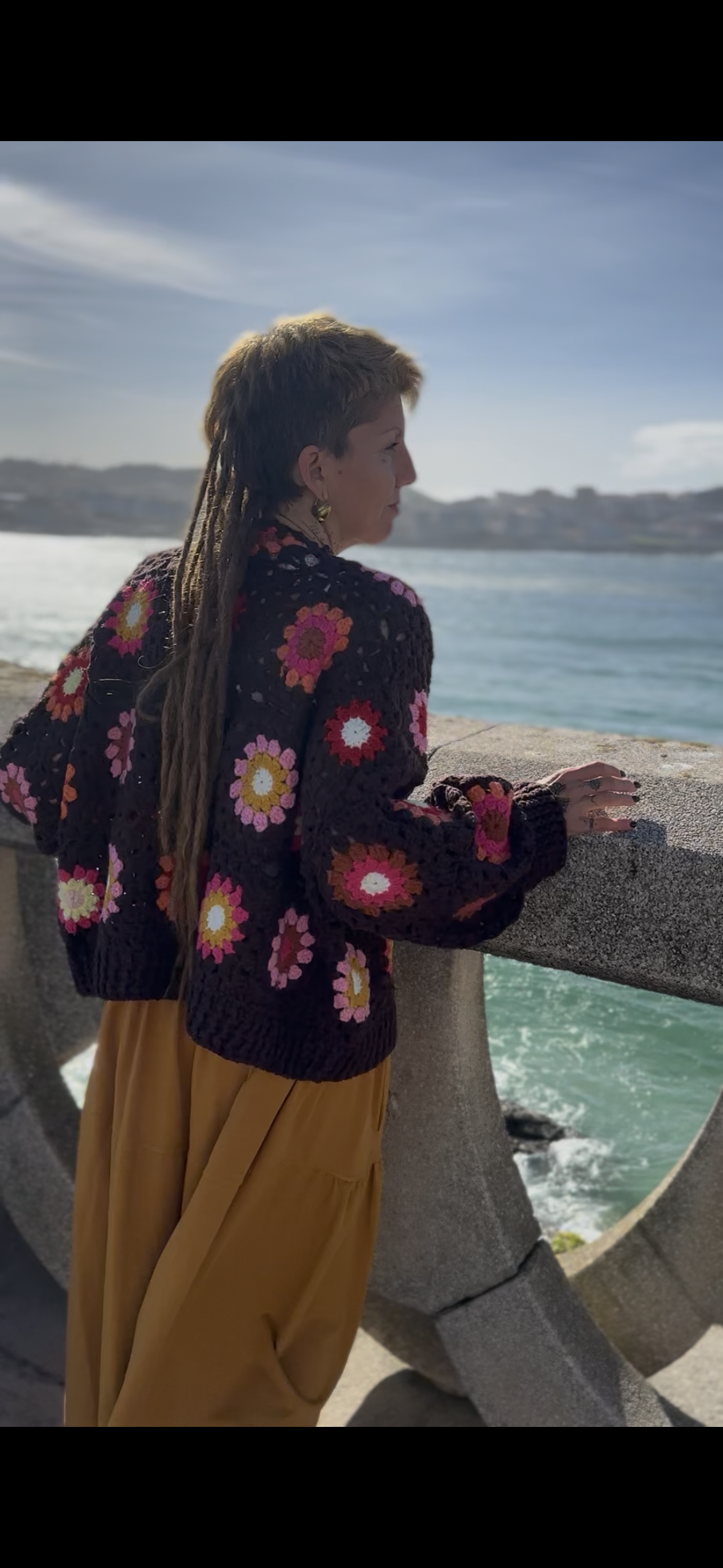 Chaqueta Crochet Flores Retro