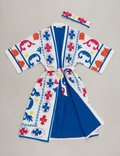 Kimono blanco con bordados azules artesanales estilo boho hippie

